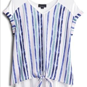 Cute front tie shirt